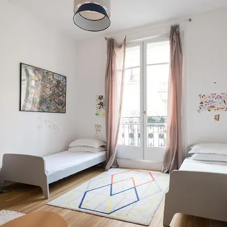 Boulevard Saint Martin By Onefinestay *